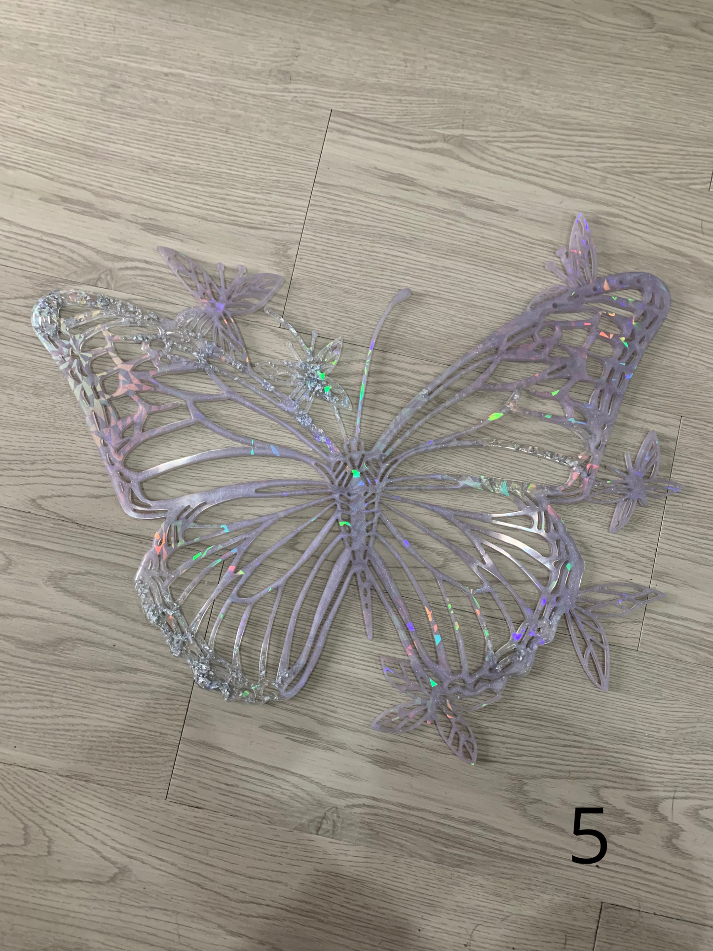 Papillon mural holographique