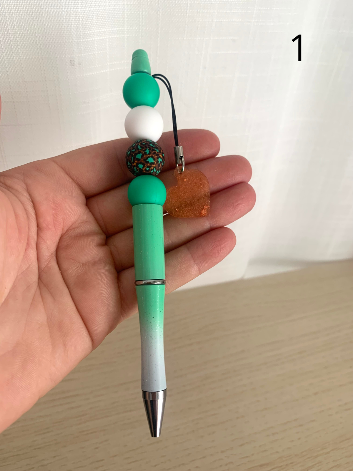 Stylo perles silicone et bois