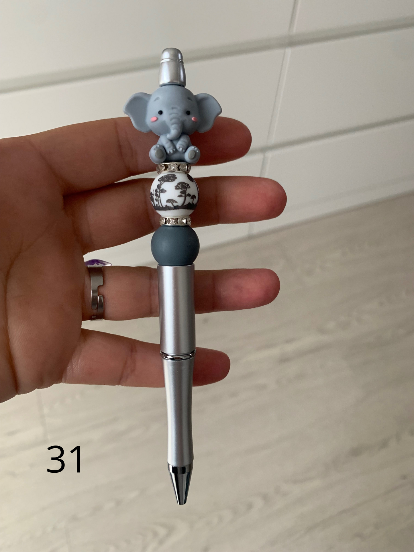 Stylo perles silicone et bois