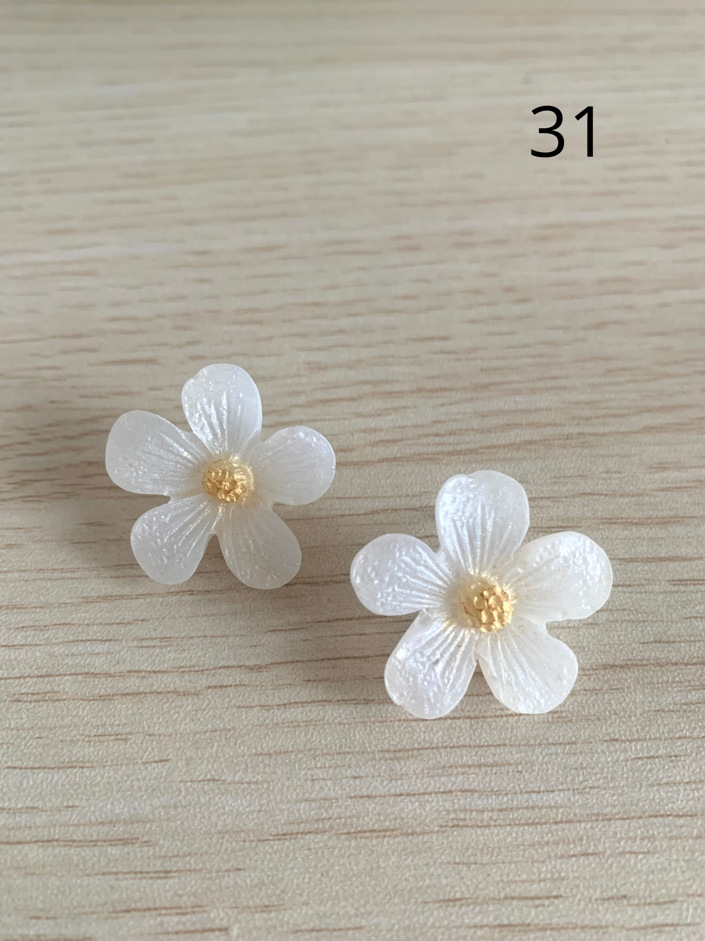 Boucles d'oreilles clou