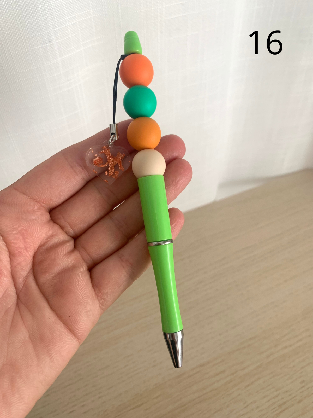 Stylo perles silicone et bois