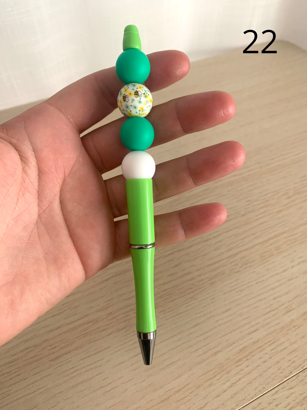 Stylo perles silicone et bois