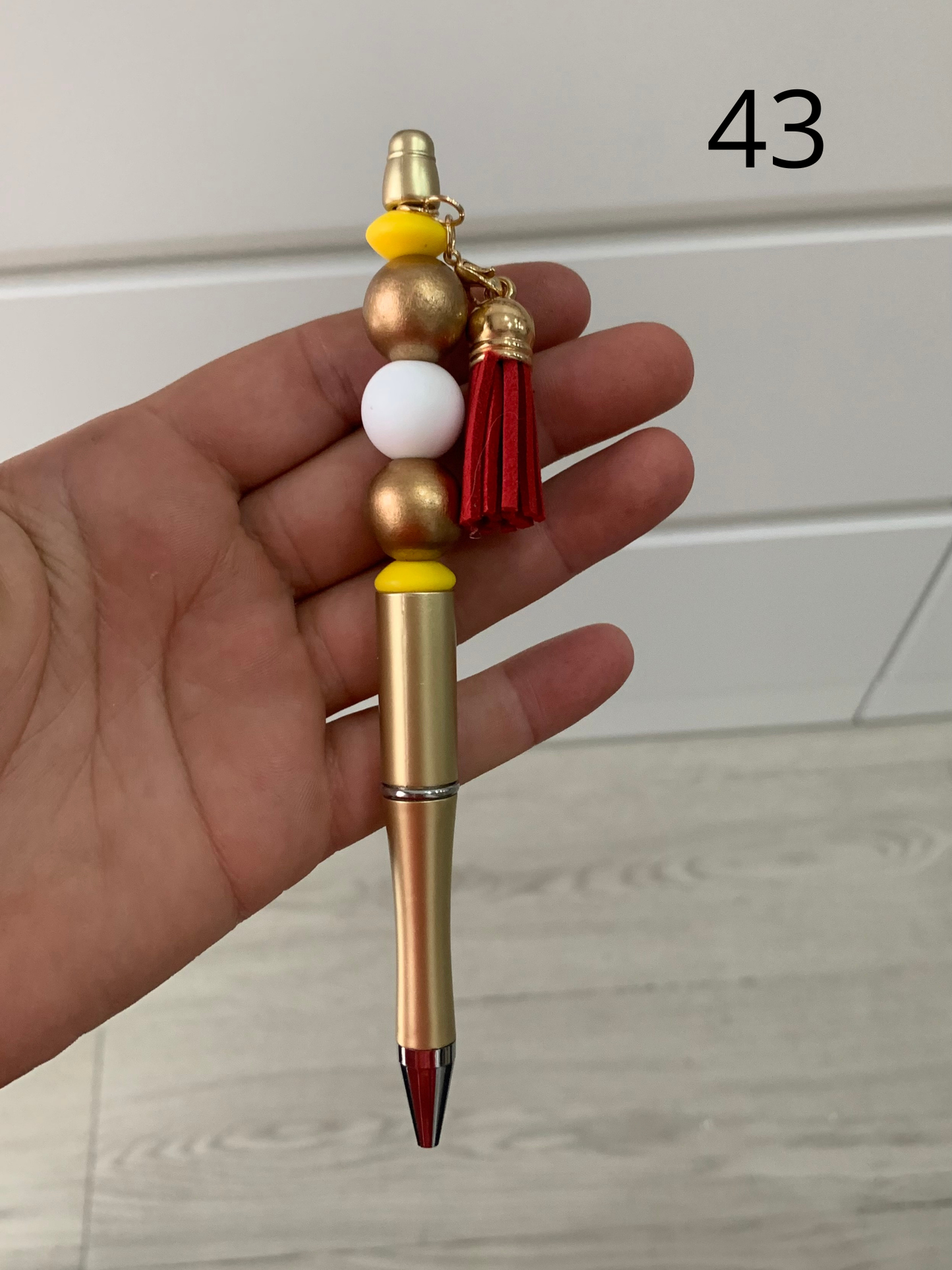 Stylo perles silicone et bois