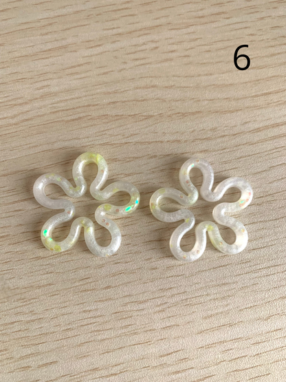 Boucles pampilles en résine interchangeables