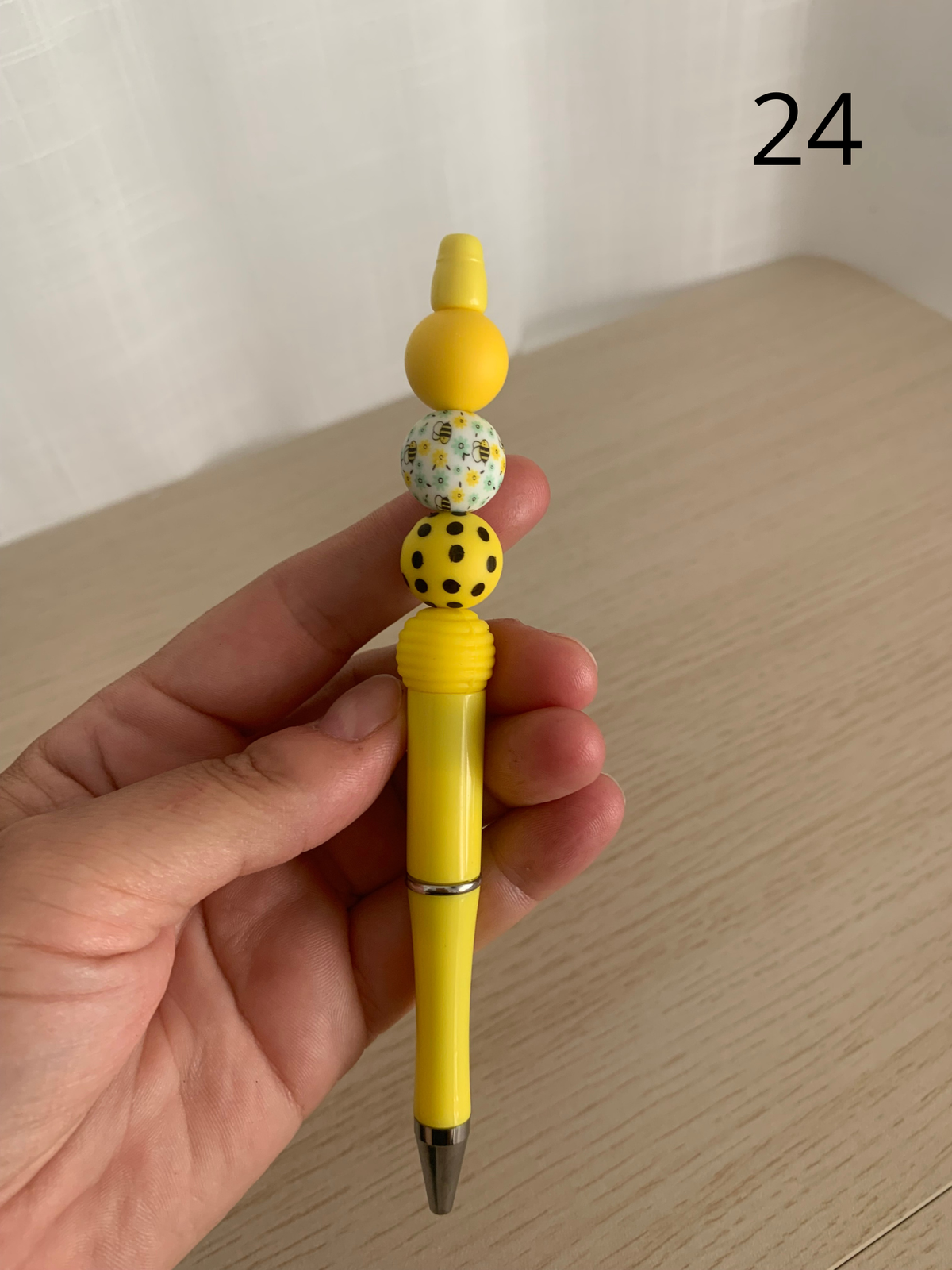 Stylo perles silicone et bois